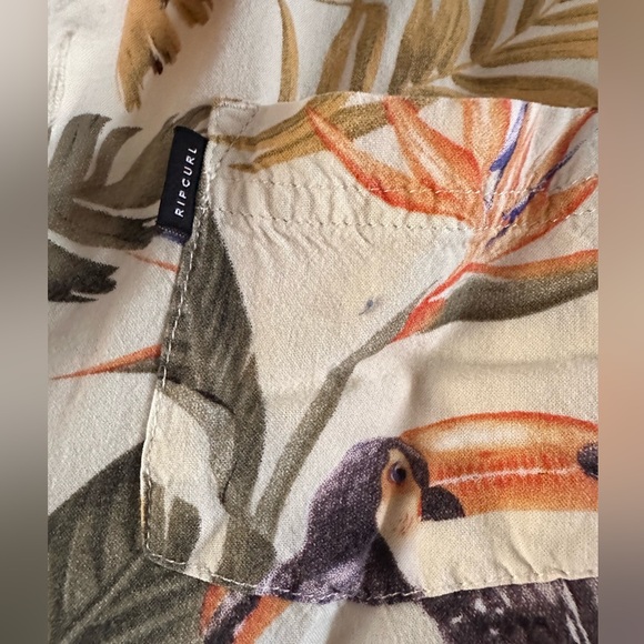 Rip Curl Shirt - Picture 4 of 5